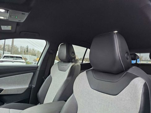 Used 2023 Volkswagen ID.4 Pro image 24