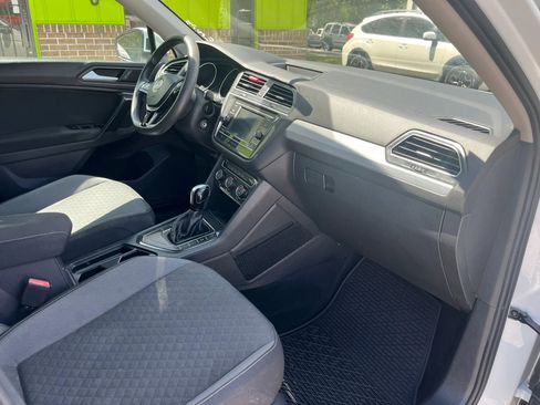 Used 2021 Volkswagen Tiguan S FWD image 13