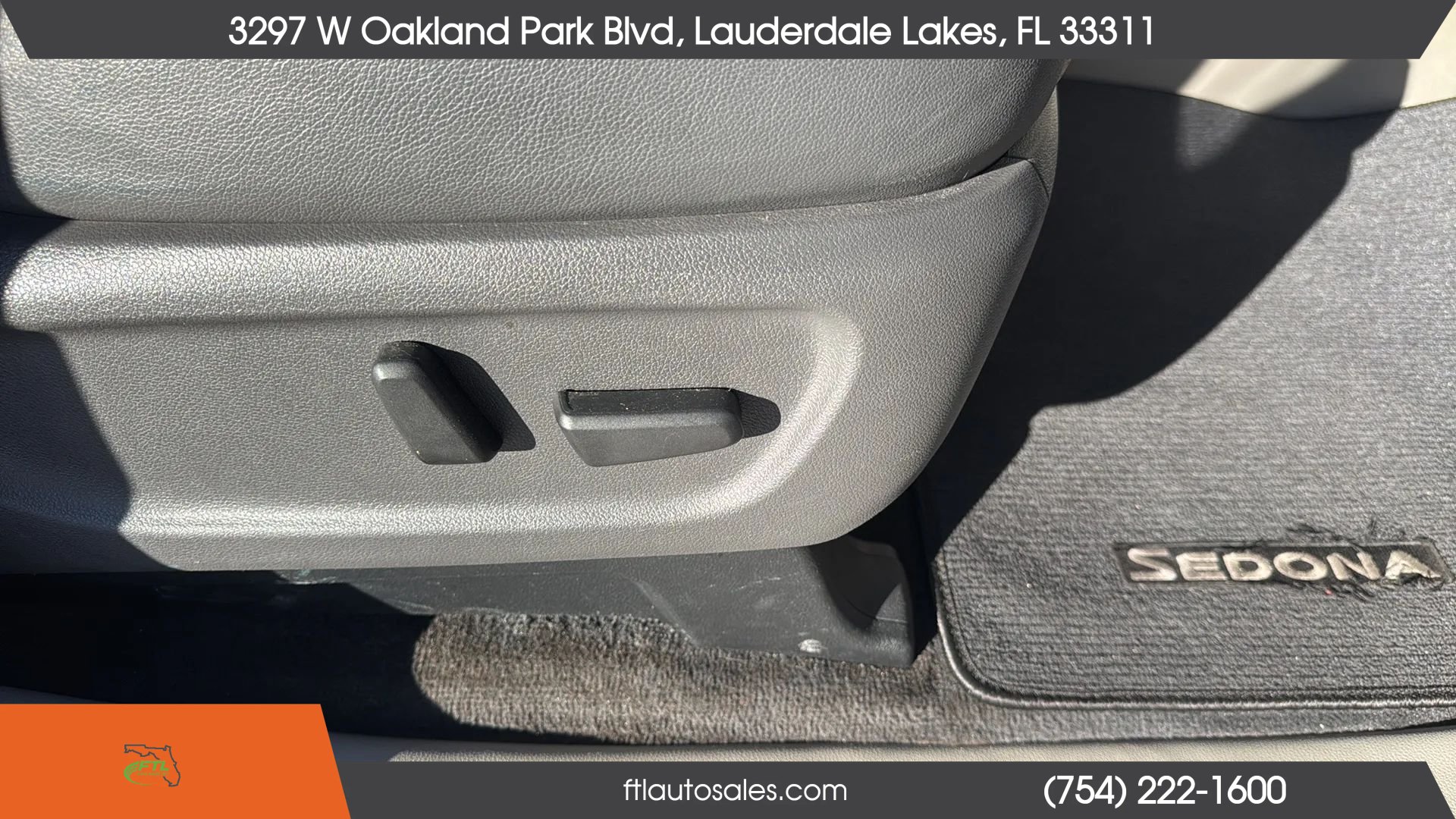 Used 2016 Kia Sedona SX FWD image 36