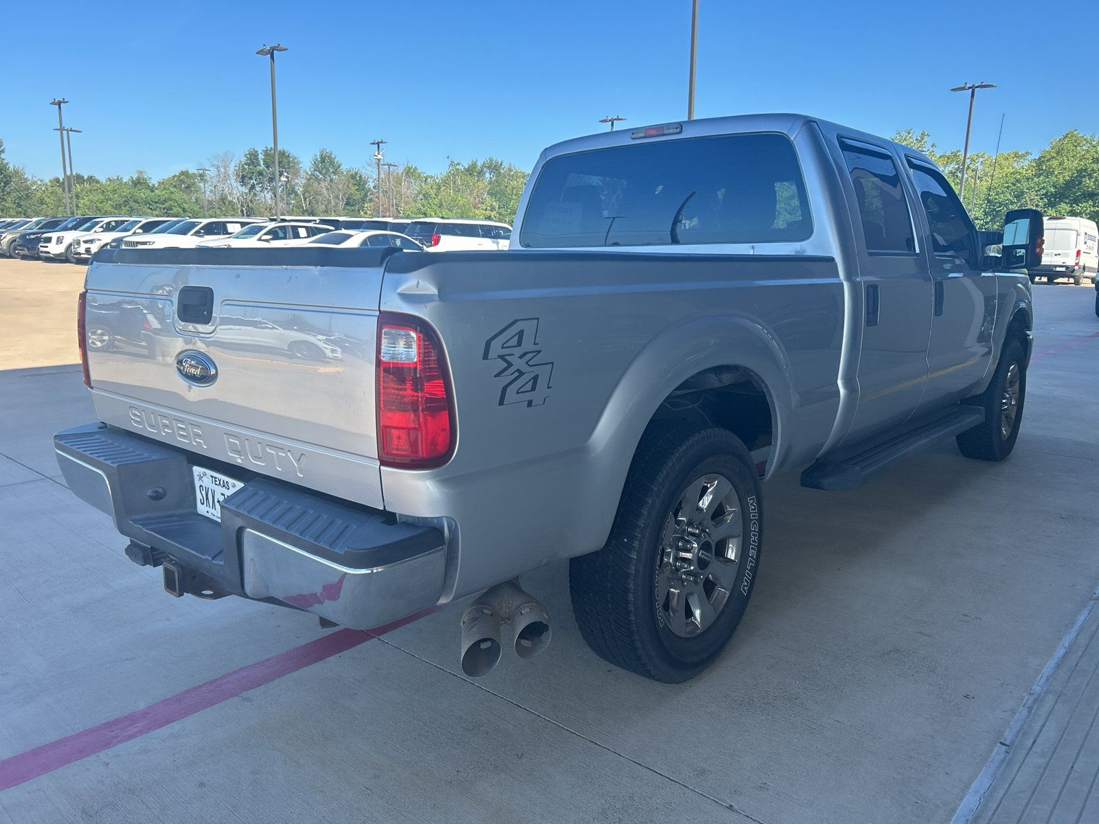 Used 2016 Ford F250 XL w/ Power Equipment Group AWD/4WD image 11