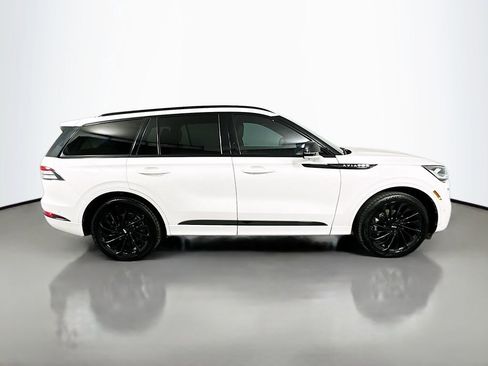 Used 2022 Lincoln Aviator Reserve w/ Equipment Group 201A image 4