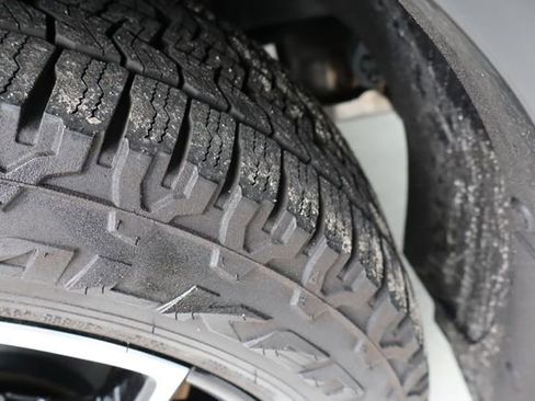 Used 2025 MAZDA CX-50 Meridian Edition w/ Apex Package image 46