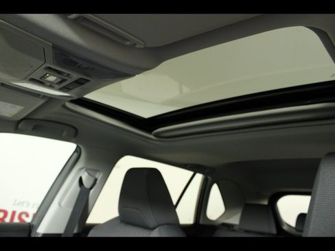 Used 2024 Toyota RAV4 XLE w/ Convenience Package FWD image 28