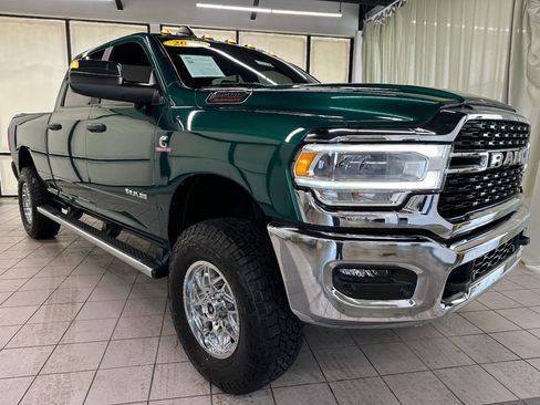 Used 2022 RAM 2500 Big Horn w/ Level B Equipment Group AWD/4WD image 2
