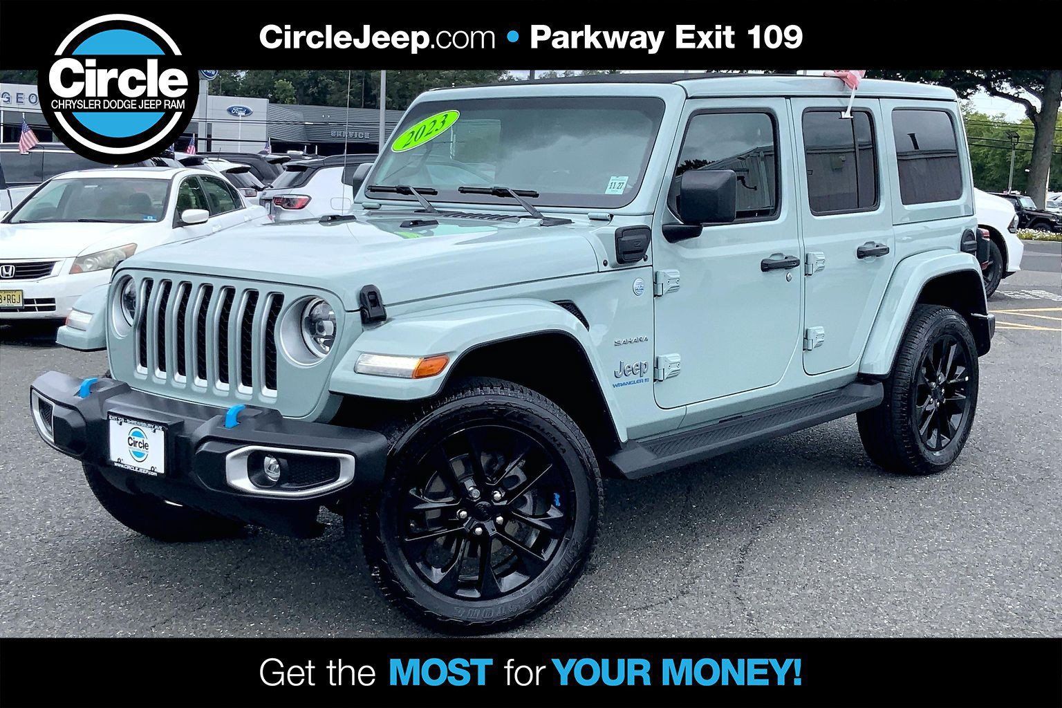 Used 2023 Jeep Wrangler Unlimited Sahara w/ Cold Weather Group AWD/4WD 360° Tour