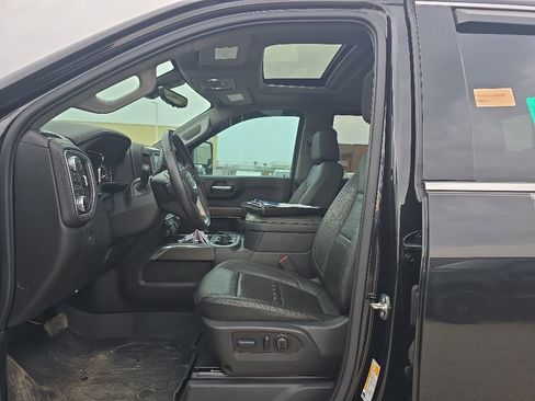 Used 2023 GMC Sierra 2500 Denali w/ Denali Ultimate Package AWD/4WD image 11