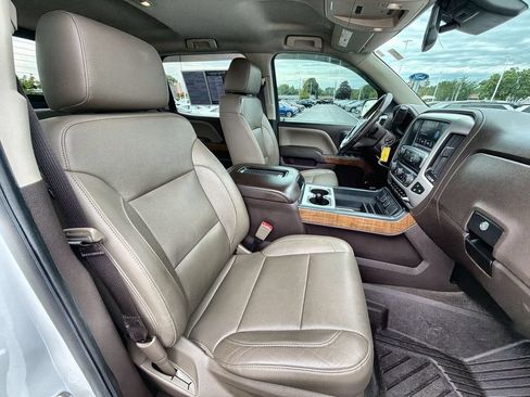 Used 2018 GMC Sierra 1500 SLT AWD/4WD image 23