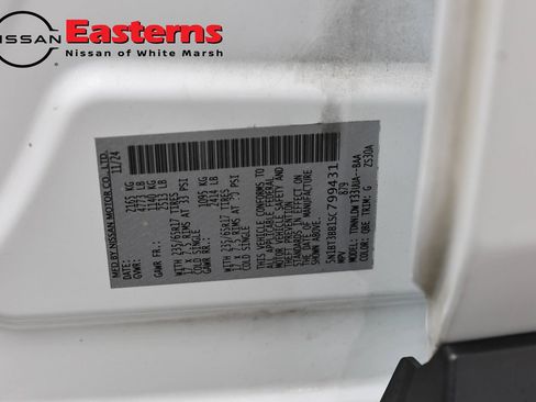 Used 2025 Nissan Rogue SV AWD/4WD image 35