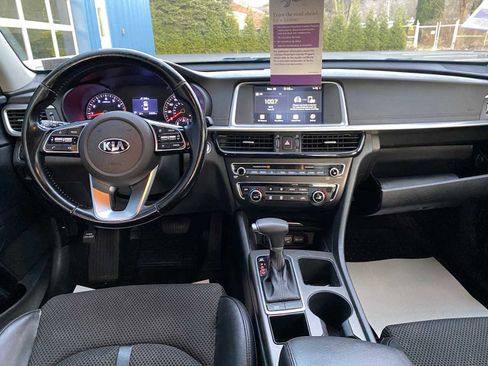 Used 2019 Kia Optima S image 8