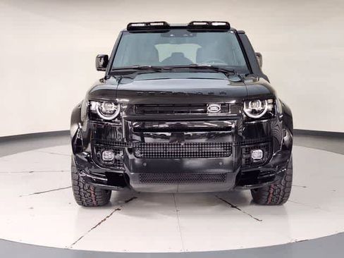 New 2026 Land Rover Defender 110 X-Dynamic SE AWD/4WD image 17