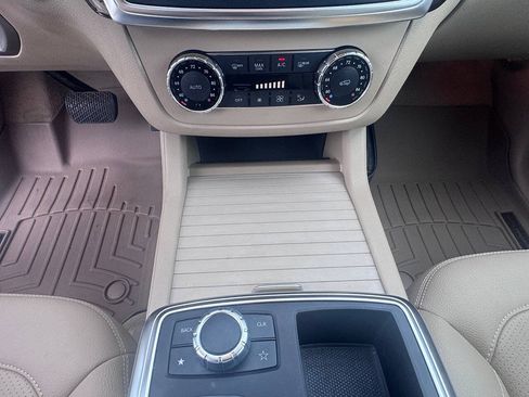Used 2013 Mercedes-Benz ML 350 2WD image 50