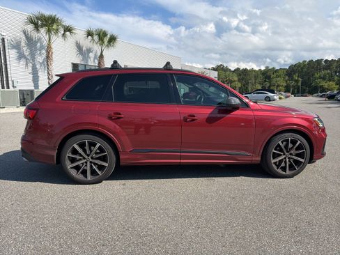 Used 2021 Audi SQ7 Premium Plus w/ Executive Package AWD/4WD image 25