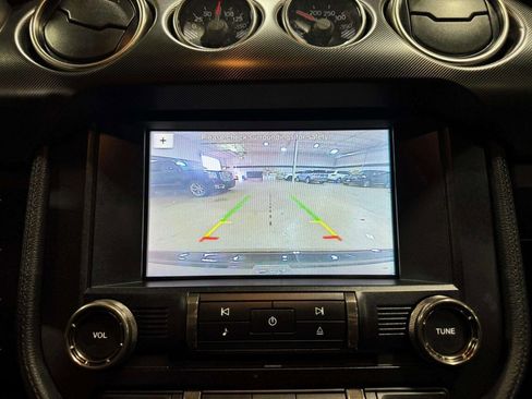 Used 2019 Ford Mustang Shelby GT350 w/ Technology Package image 15