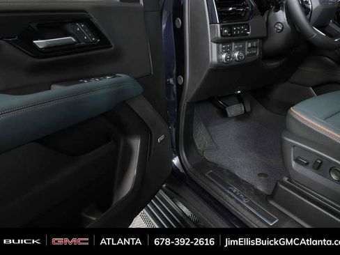 New 2026 GMC Yukon AT4 w/ AT4 Premium Plus Package AWD/4WD image 8