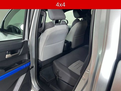 Used 2025 Toyota Tacoma TRD Off-Road AWD/4WD image 12
