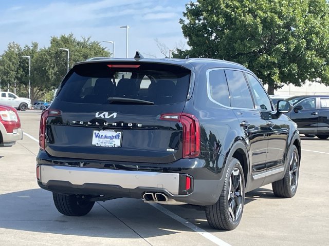 Used 2025 Kia Telluride S AWD/4WD image 4