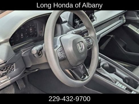 Used 2023 Honda Accord LX image 13