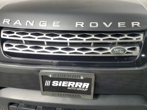 Used 2016 Land Rover Range Rover Sport HSE image 10