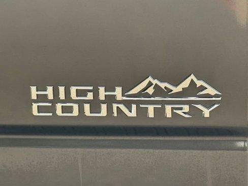 Used 2021 Chevrolet Silverado 3500 High Country w/ Snow Plow Prep/Camper Package AWD/4WD image 26
