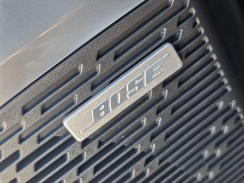 Used 2025 Buick Enclave Preferred FWD image 31