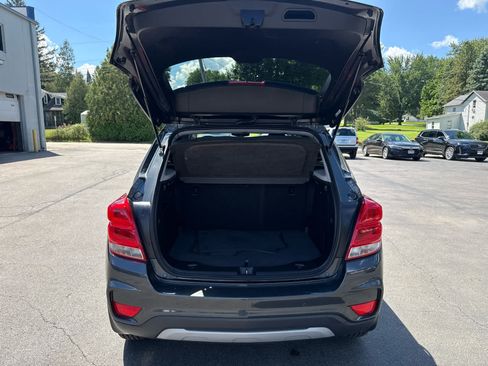 Used 2019 Chevrolet Trax LT w/ Driver Confidence Package AWD/4WD image 15