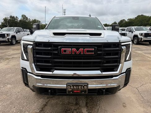 New 2026 GMC Sierra 2500 Pro w/ Convenience Package RWD image 9
