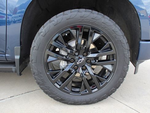 Used 2022 Chevrolet Silverado 1500 High Country w/ High Country Premium Package image 43