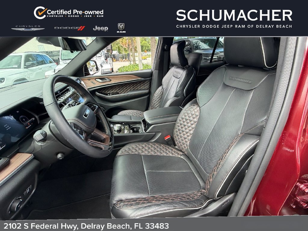 Used 2023 Jeep Grand Cherokee Summit w/ Adv Protech Group IV RWD image 12