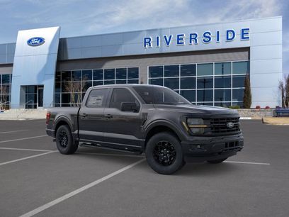 New 2026 Ford F150 XLT w/ XLT Black Appearance Package