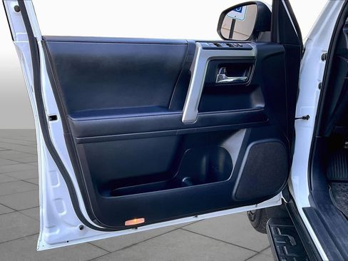 Certified 2024 Toyota 4Runner SR5 Premium w/ Moonroof Package AWD/4WD image 22