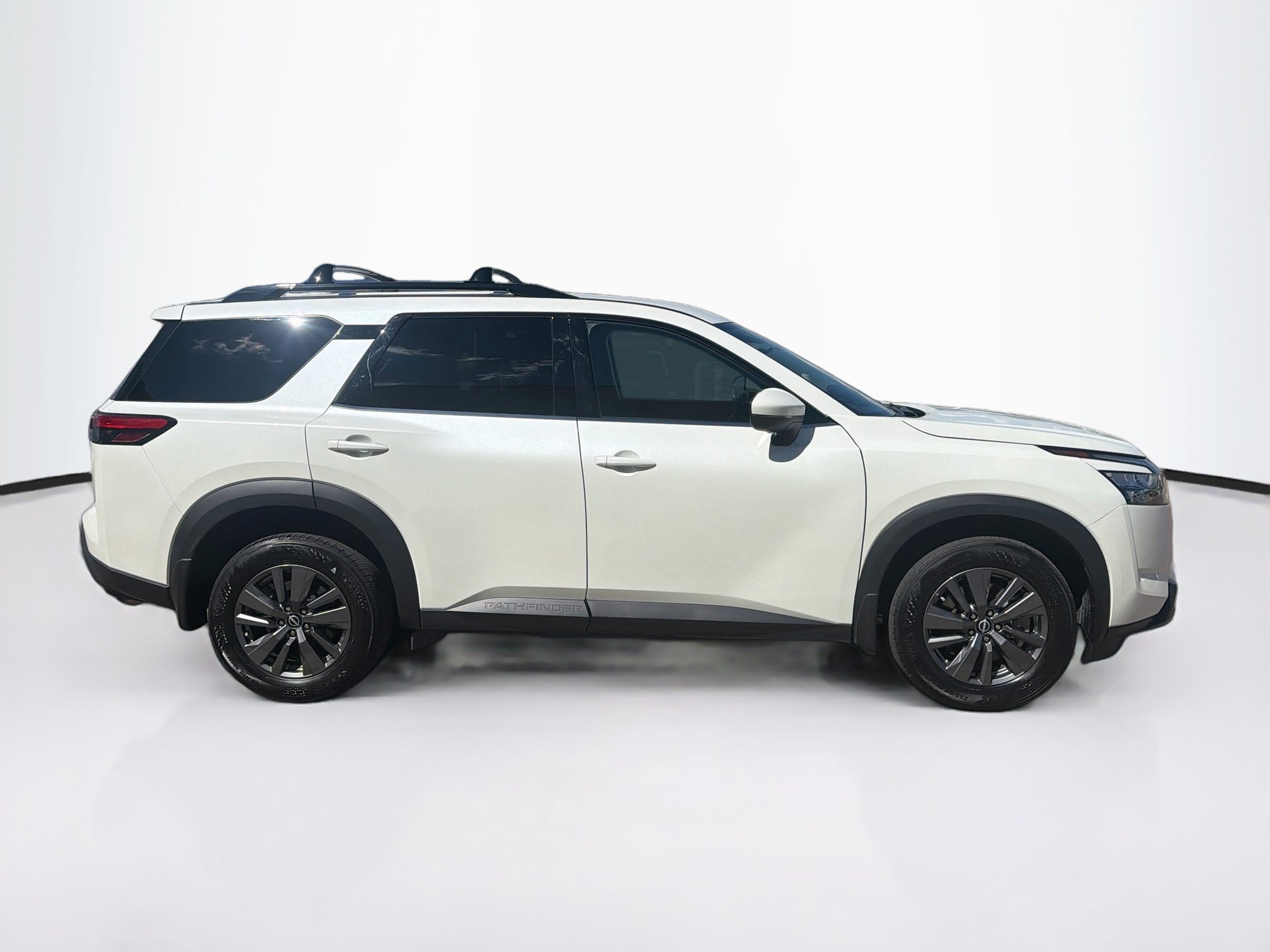 Used 2024 Nissan Pathfinder SV AWD/4WD image 10