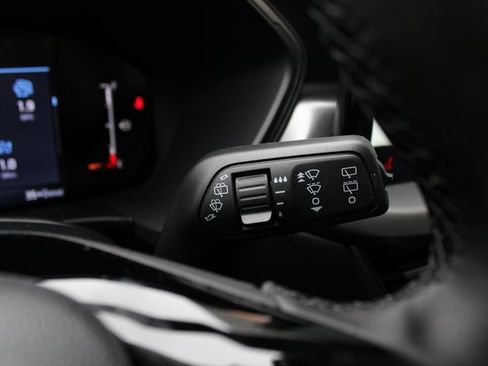 New 2026 Ford Escape SE image 11