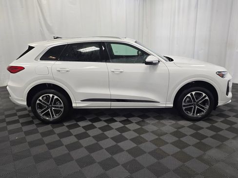 New 2025 Audi Q5 Premium image 7