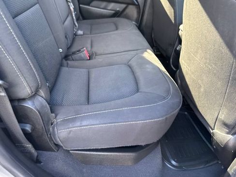 Used 2020 Chevrolet Colorado LT RWD image 14