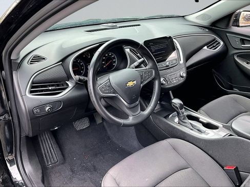 Used 2022 Chevrolet Malibu LT w/ Midnight Edition FWD image 11