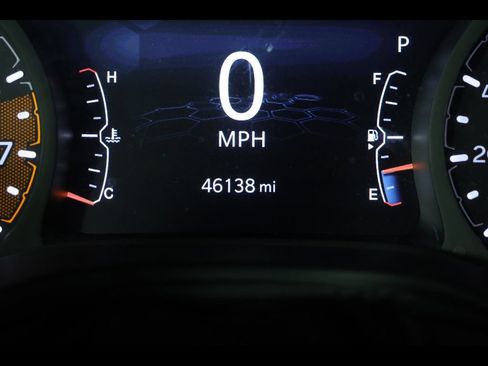 Used 2023 Jeep Compass Latitude AWD/4WD image 16