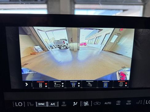 New 2025 GMC Hummer EV 3X image 38