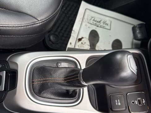 Used 2020 Jeep Compass Latitude w/ Cold Weather Group image 34