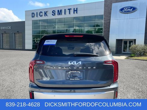 Used 2023 Kia Telluride S image 5