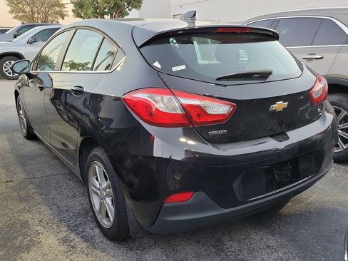 Used 2018 Chevrolet Cruze LT w/ Sun And Sound Package image 3