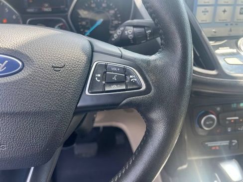 Used 2018 Ford Escape Titanium AWD/4WD image 12