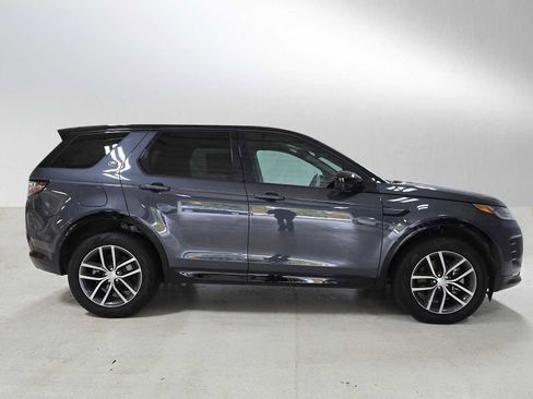 Used 2024 Land Rover Discovery Sport Dynamic SE image 2