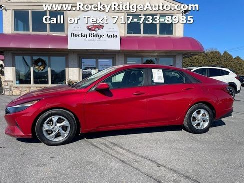 Used 2022 Hyundai Elantra SE image 4