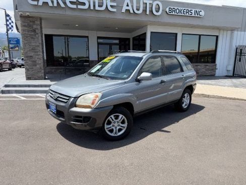 Used 2008 Kia Sportage EX w/ Leather Pkg AWD/4WD image 2
