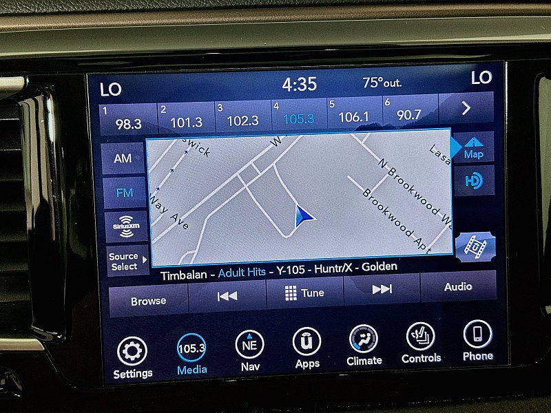 Used 2019 Chrysler Pacifica Touring-L Plus w/ Advanced Safetytec Group FWD image 15