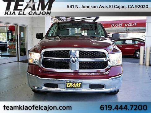 Used 2019 RAM 1500 Tradesman w/ Chrome Appearance Group RWD image 4