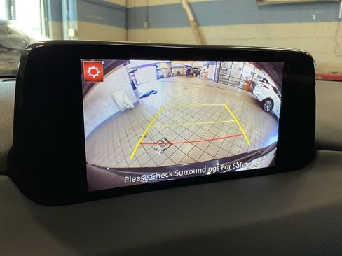 Used 2017 MAZDA CX-5 Touring w/ Preferred Equipment Package image 18