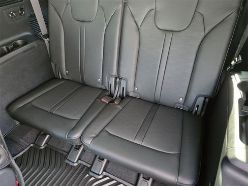 New 2026 Kia Sorento SX image 21