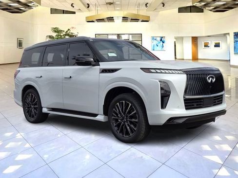 New 2026 INFINITI QX80 Autograph AWD/4WD image 3