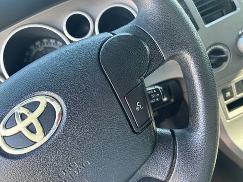 Used 2012 Toyota Tundra 4x4 CrewMax image 31